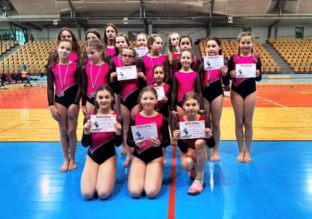 Tudi na 2. tekmi za pokal Slovenije gimnastičarke ŠD Partizan RAvne dosegle odlične rezultate (7)